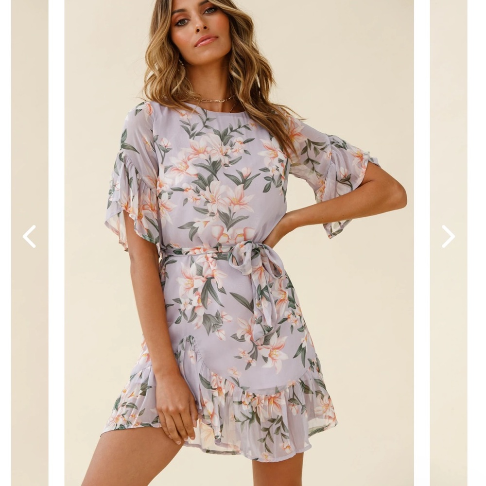 Selfie Leslie Lilac Floral Ruffle Hem Dress (XS)
